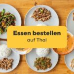 Tisch mit unterschiedlichen Reisgerichten aus der Thaiküche