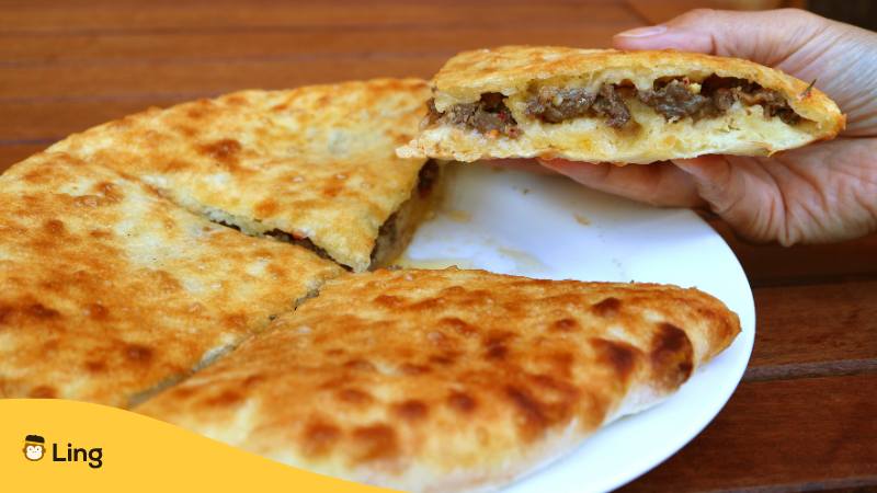 Georgisches Gericht Brotfladen Kubdari