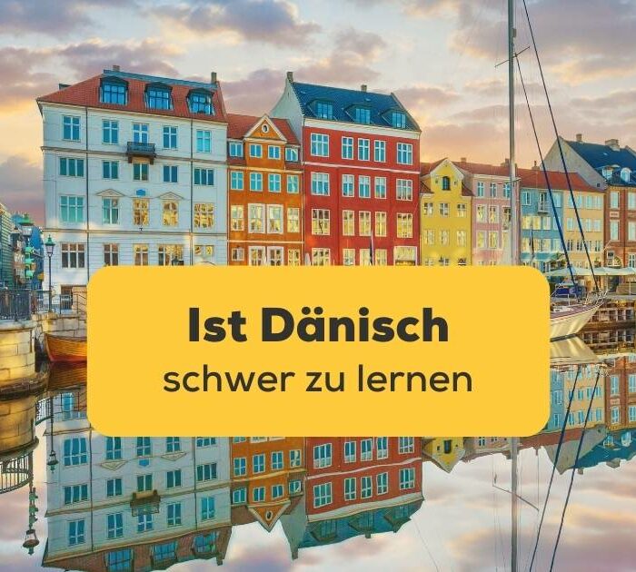 Bunte Häuserfassade in Kopenhagen, der Hauptstadt von Dänemark wo viele sich fragen Ist Dänisch schwer zu lernen