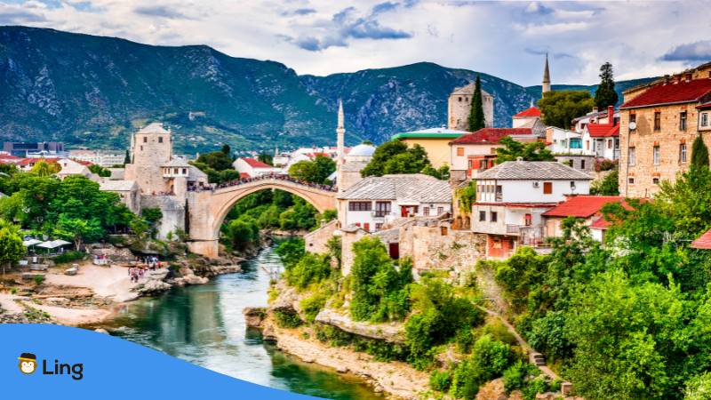 Berühmteste Sehenswürdigkeit in Bosnien ist die Mostar Brücke