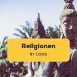 Steinerne Buddhastatuen steht für eine der Religionen in Laos dem Buddhismus