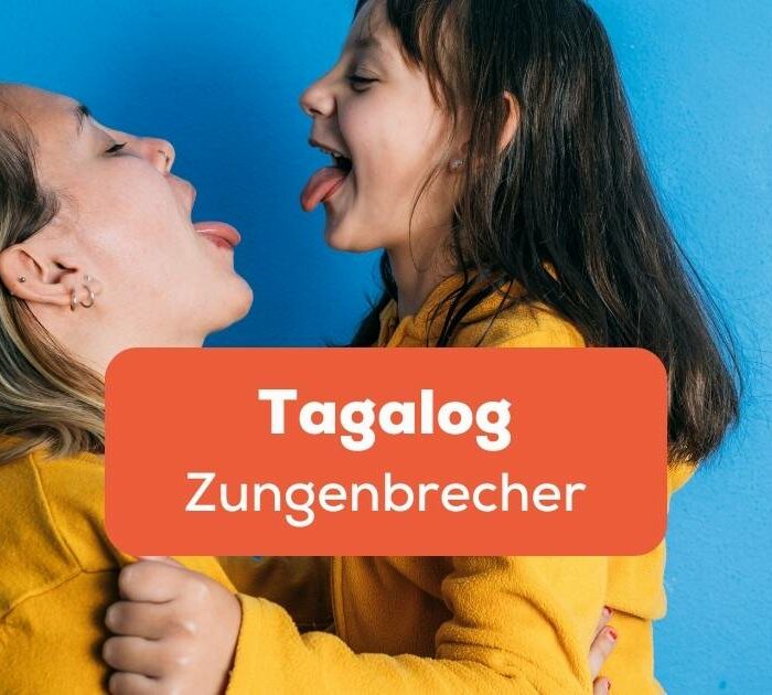 Mutter und Tochter strecken gegenseitig die Zunge raus und haben Spaß daran Tagalog Zungenbrecher mit Ling zu lernen